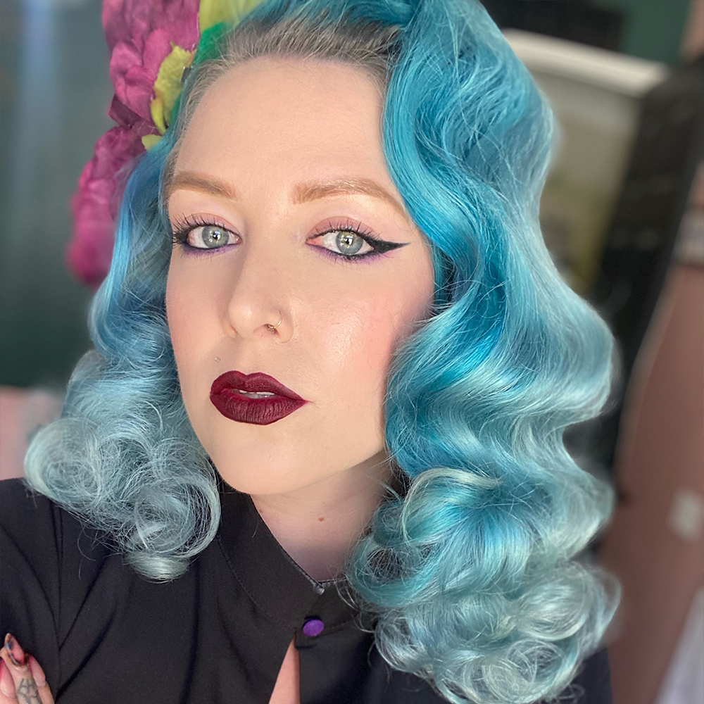 Vibrant Teal Coloring Conditioner